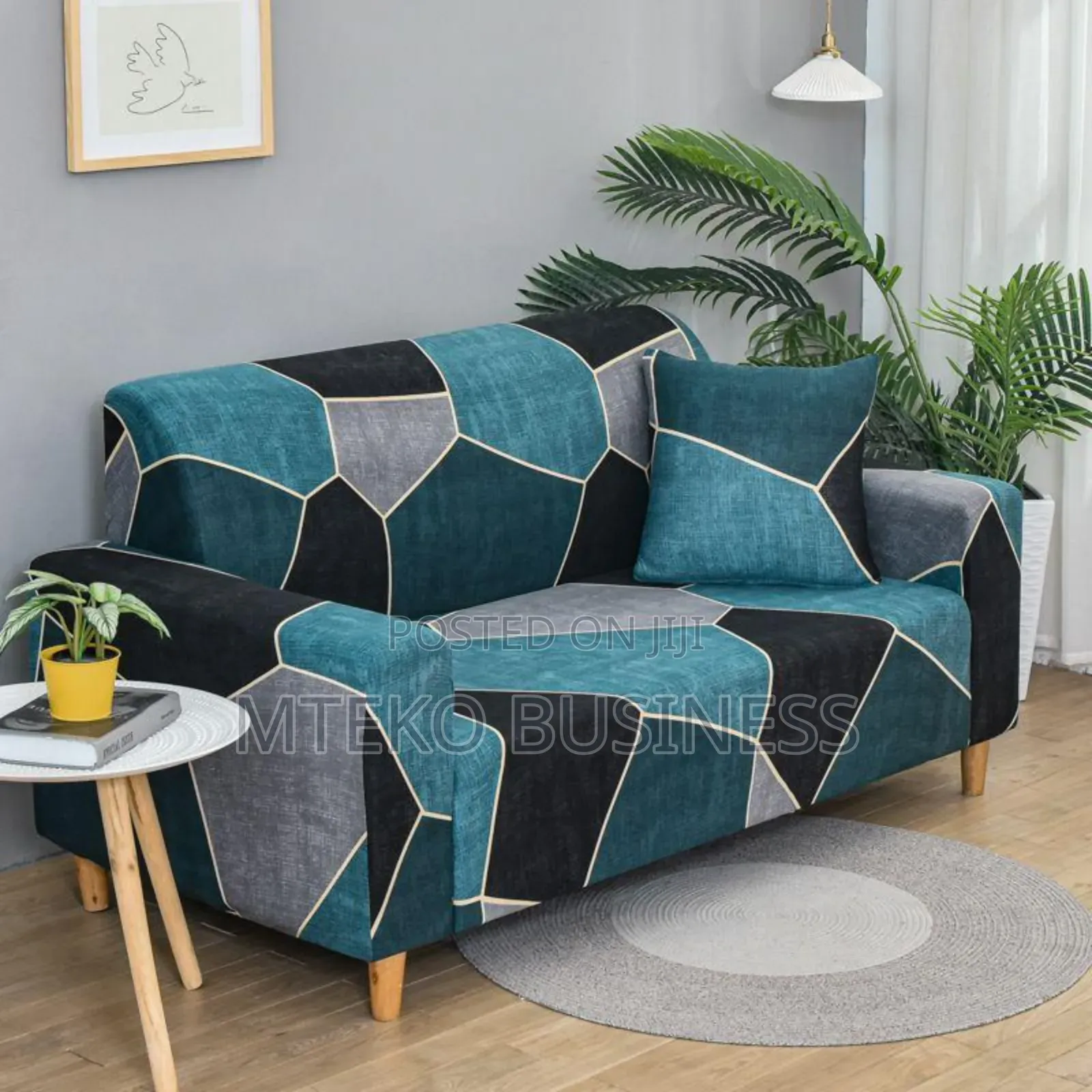 Sofacover Single Velvet. Tsh 45000