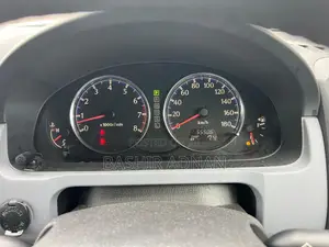 Mazda Verisa 2009 Orange