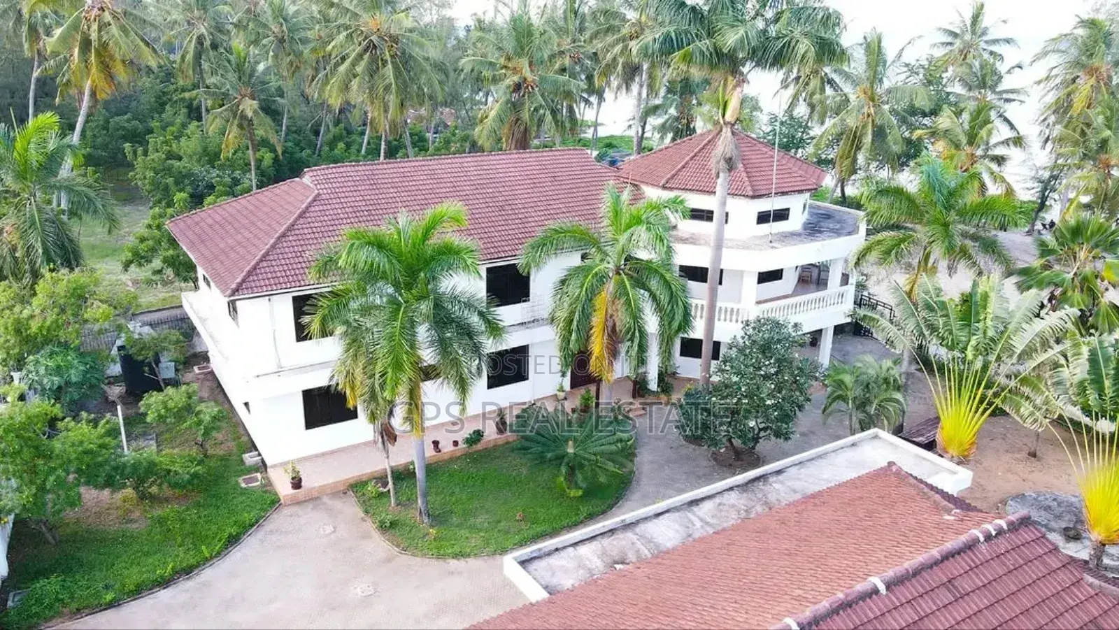 8bdrm House in Mbezi Beach, Kinondoni for sale