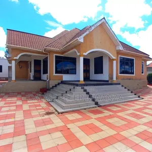 4bdrm House in Nyamhongolo, Ilemela for rent