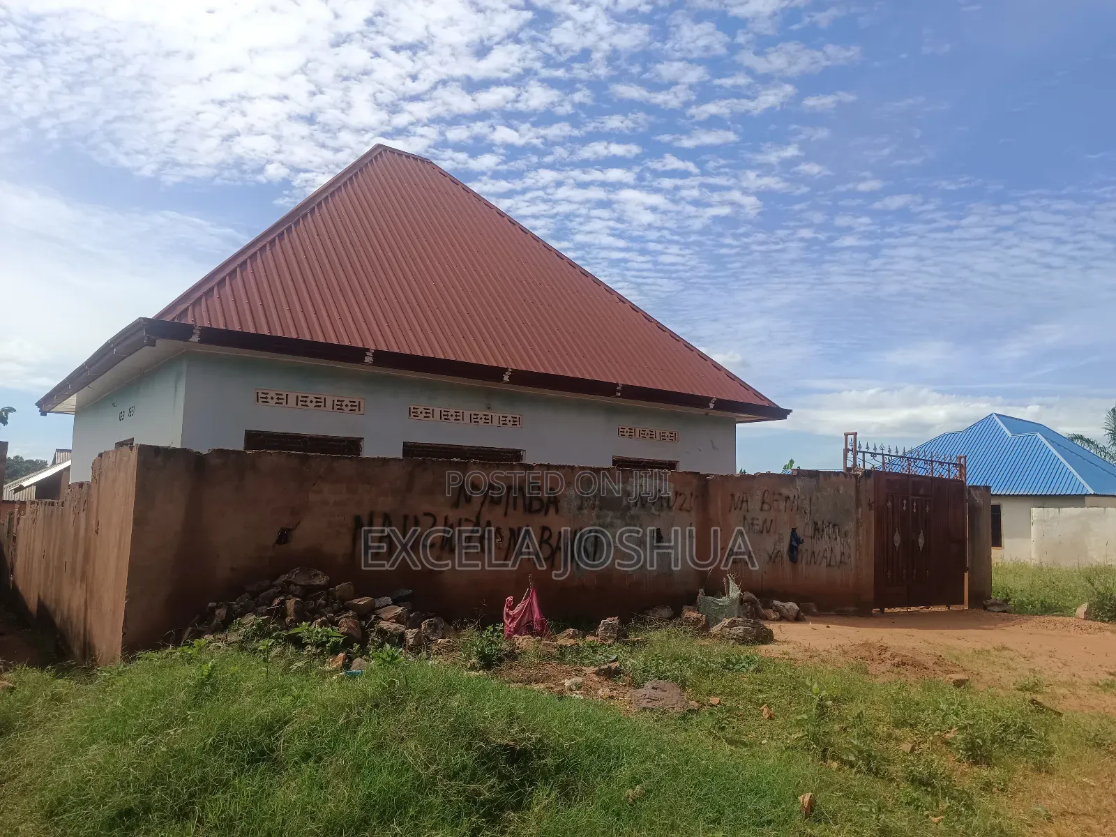 3bdrm House in Excela Joshua, Kibirizi for sale