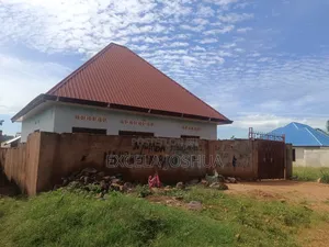 3bdrm House in Excela Joshua, Kibirizi for sale