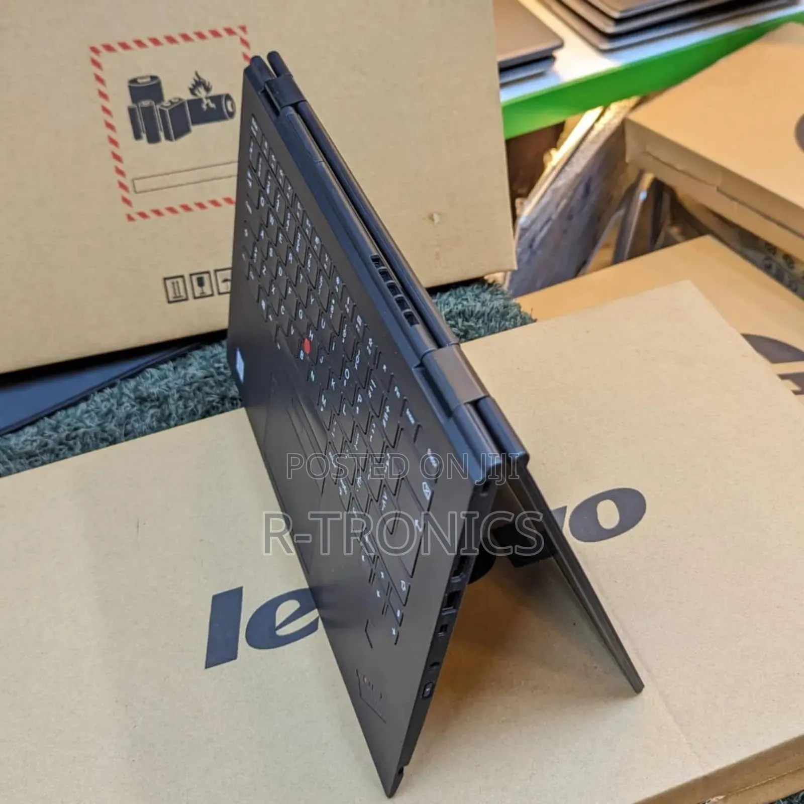 Laptop Lenovo Thinkpad X1 Yoga 8GB Intel Core I5 HDD 256GB