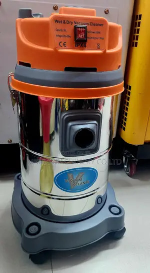 Dahfa Vaccum Cleaner 30liters Available