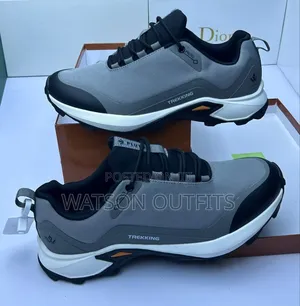 Best Pluto Trekking Shoes