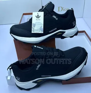 Best Pluto Trekking Shoes