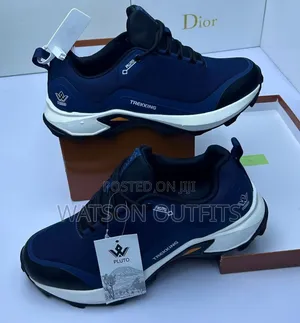 Best Pluto Trekking Shoes