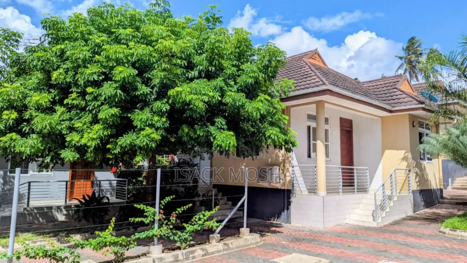 Furnished 2bdrm Apartment in Jc Holdings, Kinondoni for rent