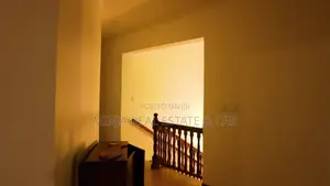 10bdrm House in Mbezi Beach for sale