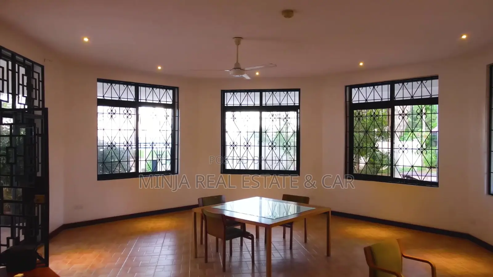 10bdrm House in Mbezi Beach for sale