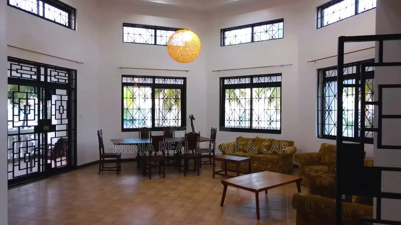 10bdrm House in Mbezi Beach for sale
