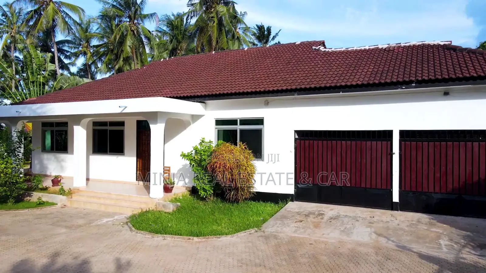 10bdrm House in Mbezi Beach for sale