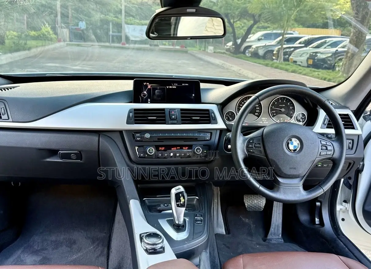 BMW 3 Series 2014 White