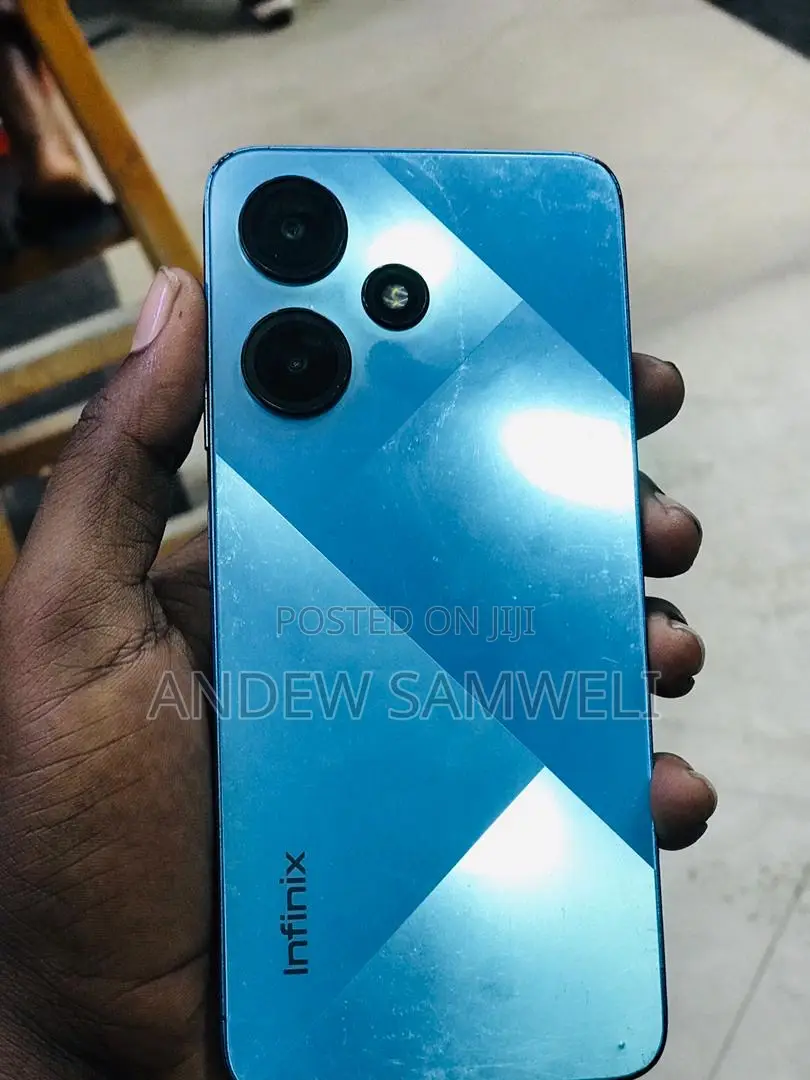 Infinix Hot 30i 128 GB White