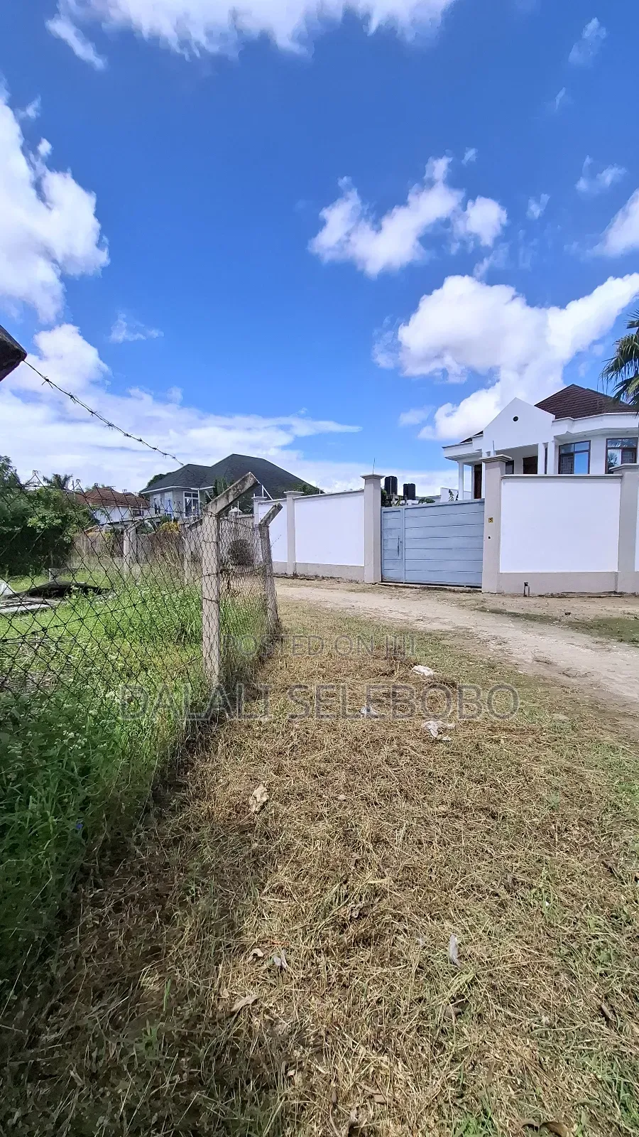 Corner Plot at Mbweni and House Inside