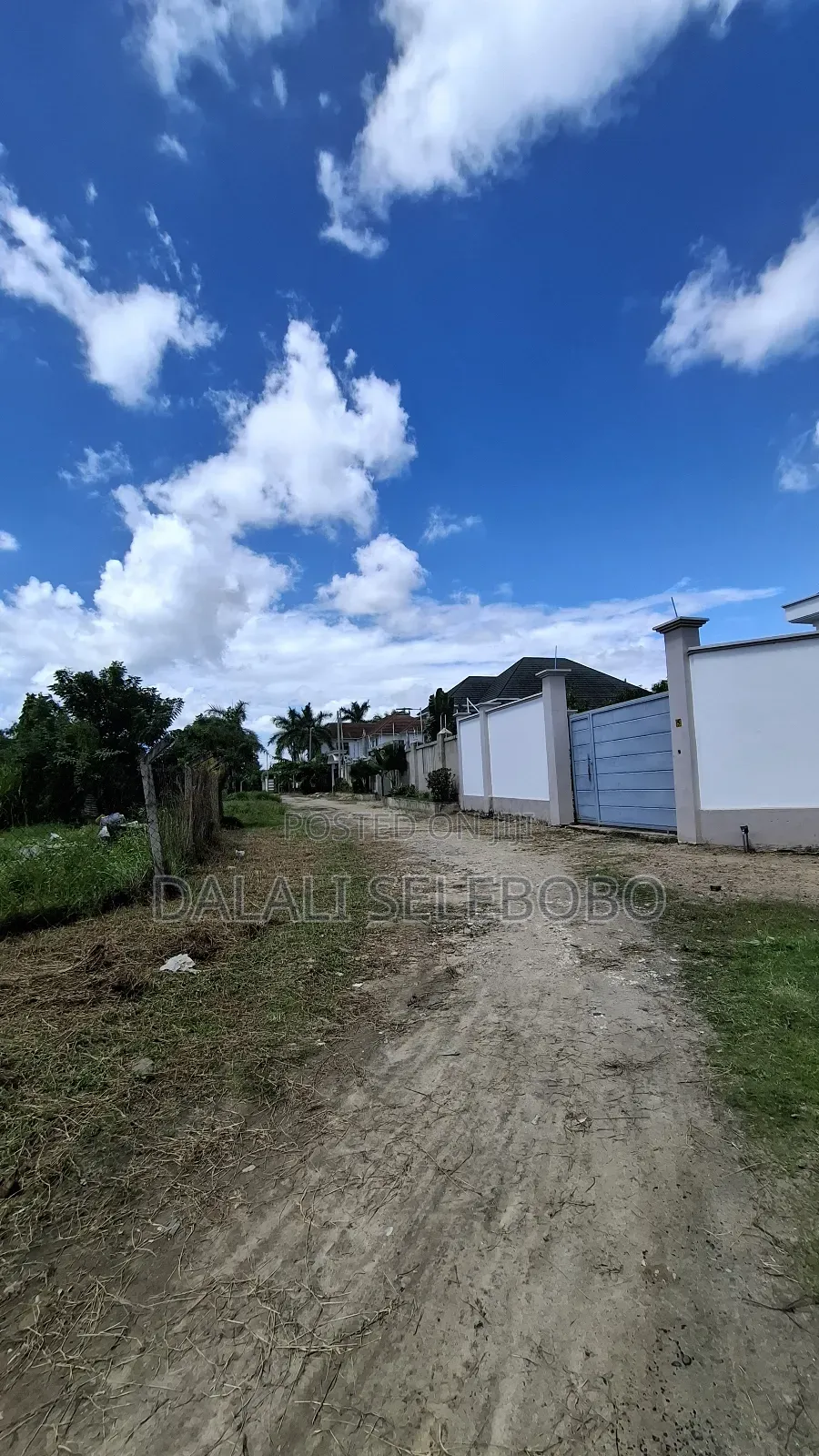 Corner Plot at Mbweni and House Inside