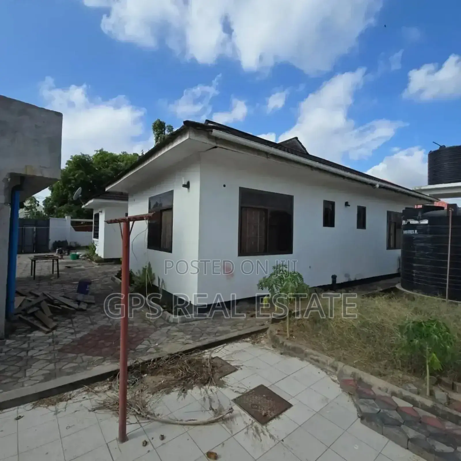 3bdrm House in Kivule Frem 10, Ilala for sale