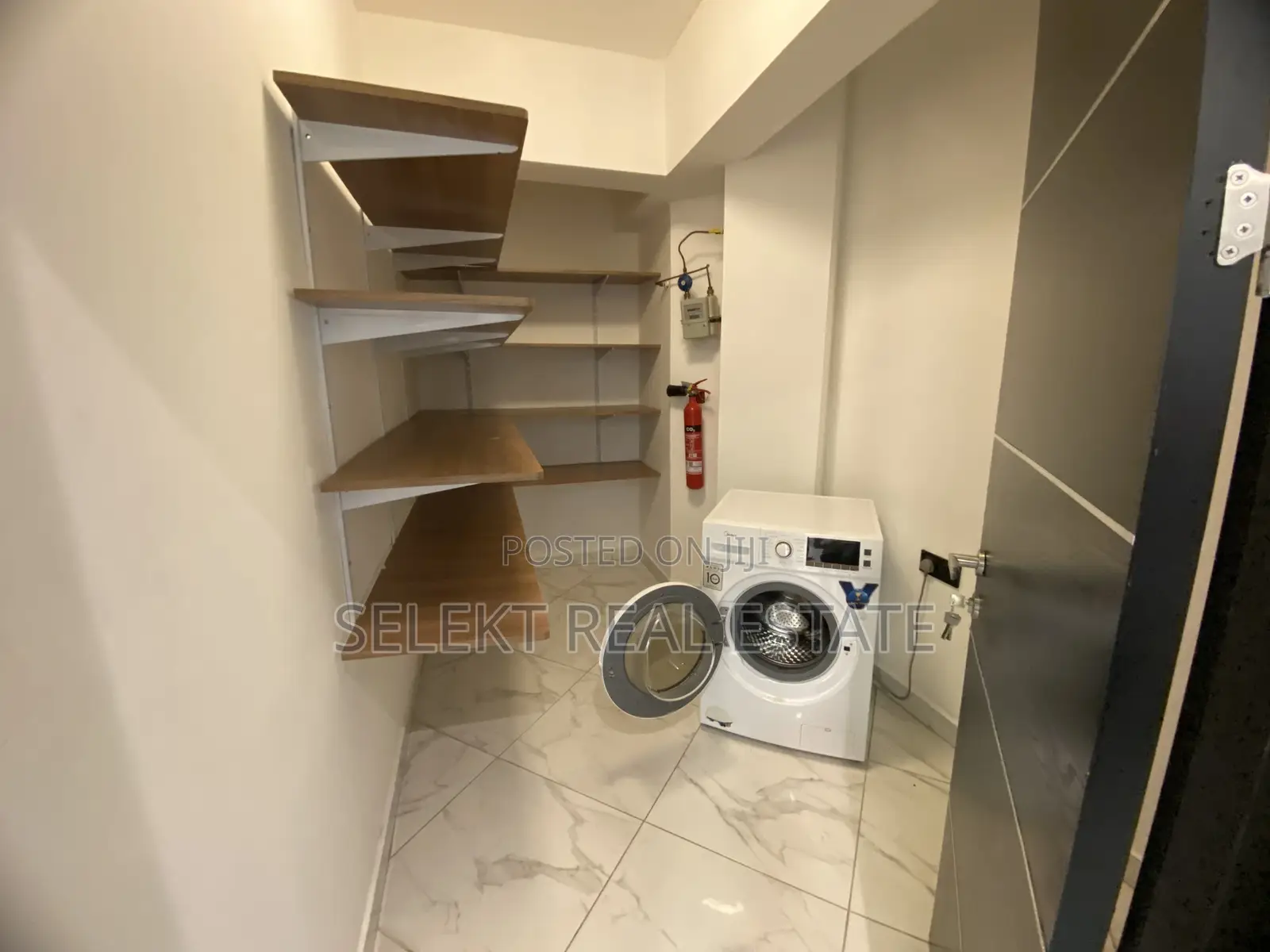 Furnished 3bdrm Apartment in Masaki for rent