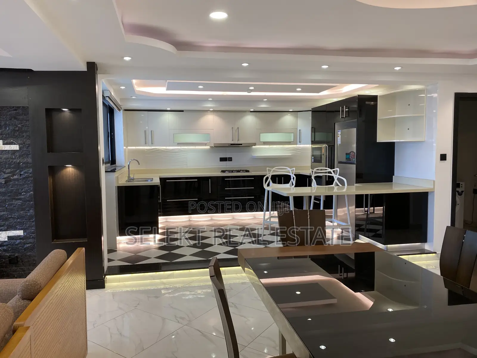 Furnished 3bdrm Apartment in Masaki for rent
