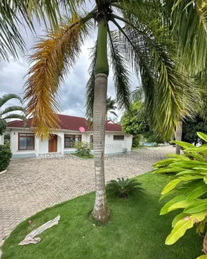 4bdrm House in Madale, Goba for sale