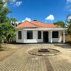 3bdrm House in Mbezi Beach, Kinondoni for rent