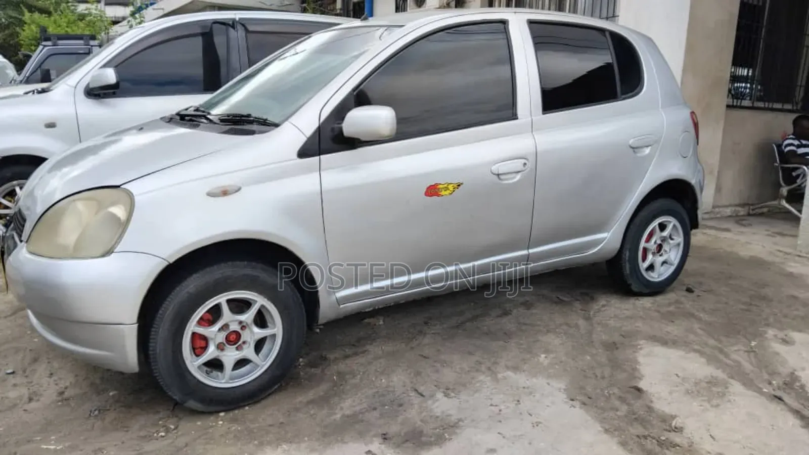 Toyota Vitz 2003 Silver