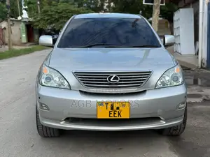 Toyota Harrier 2006 Silver