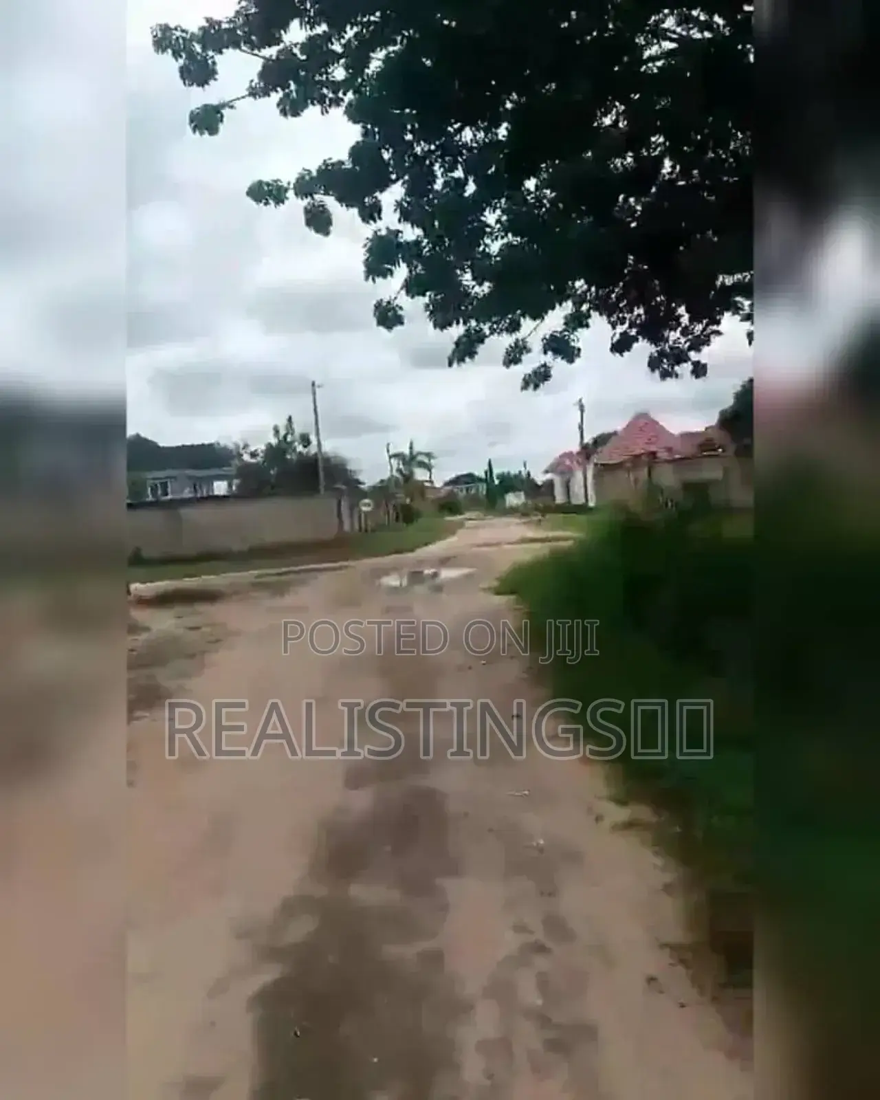 Mbweni: 900 SQM Prime Plot Ushuani, Bei Imekufa - Dar