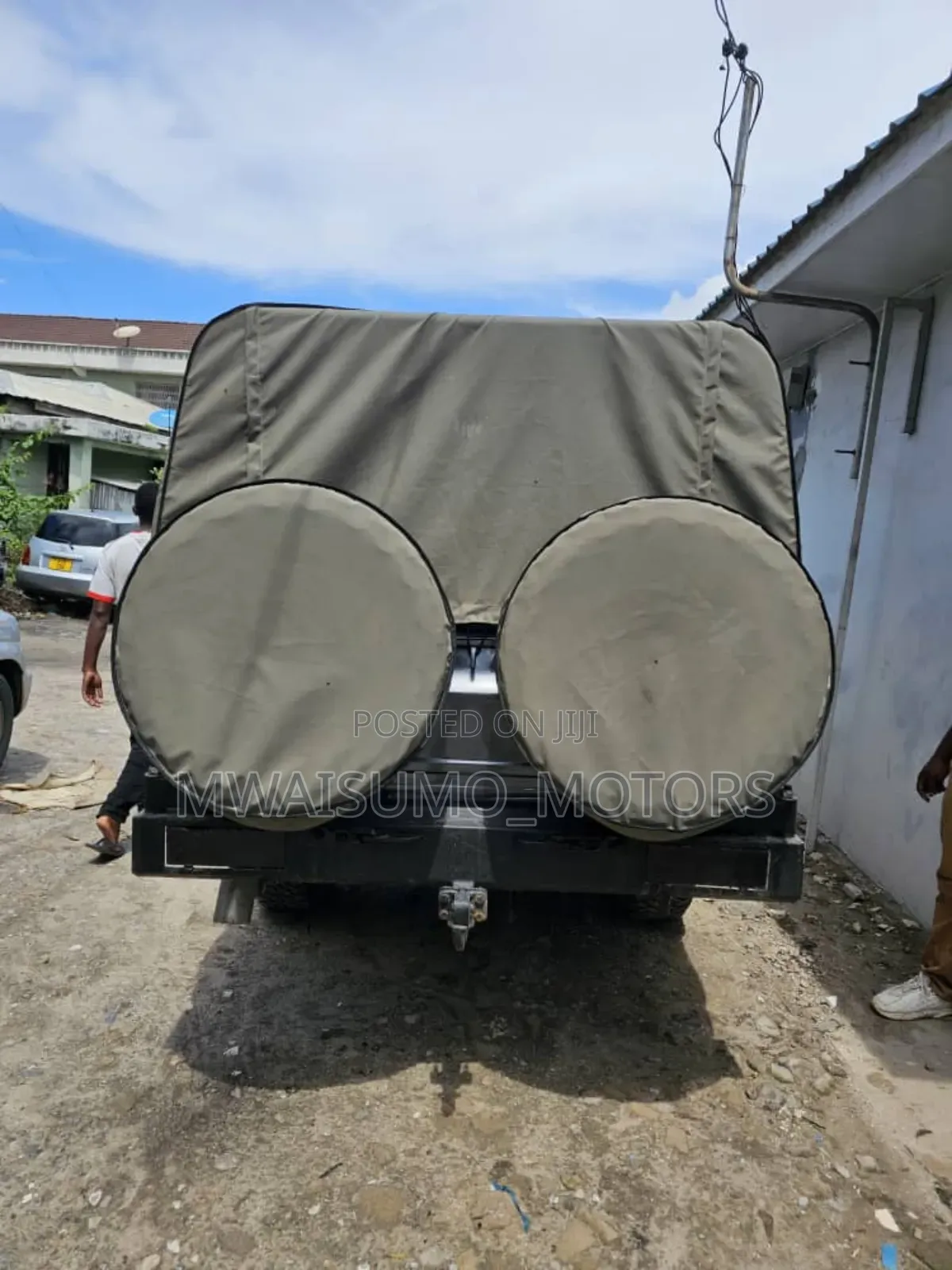 Toyota Land Cruiser 1998 Gray