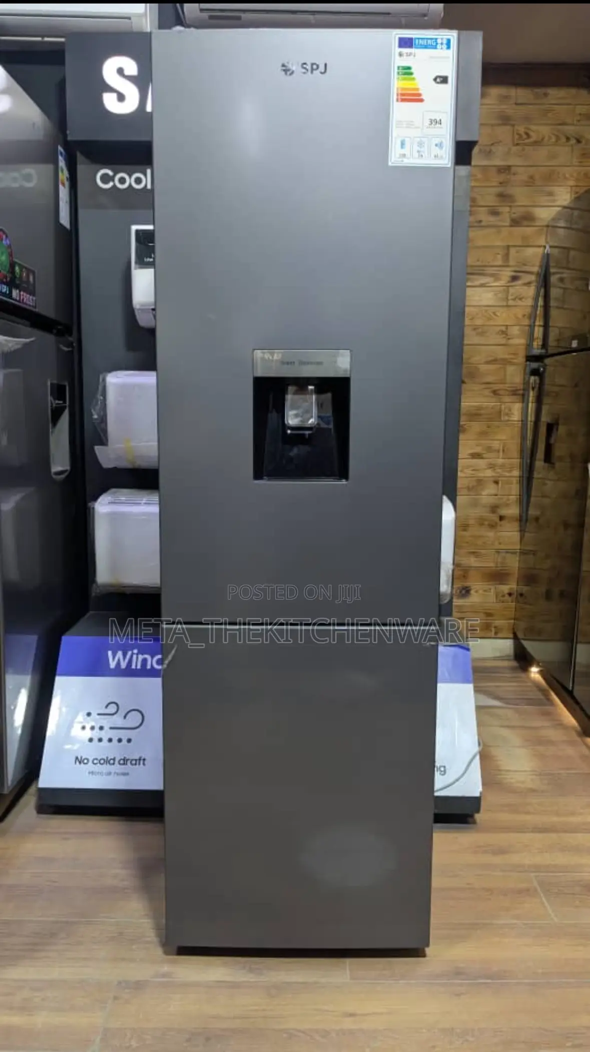 SPJ Refrigerator With Water Dispenser 263l
