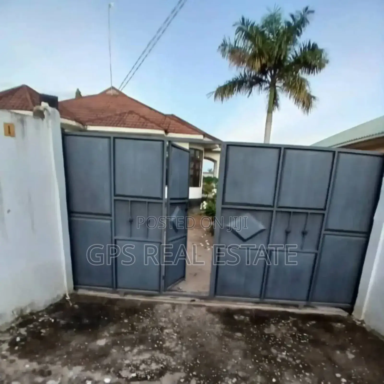 3bdrm House in Ununio, Kinondoni for sale