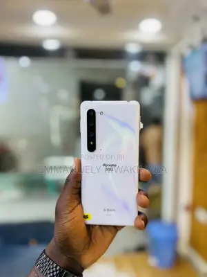 Sharp Aquos R5G 256 GB White