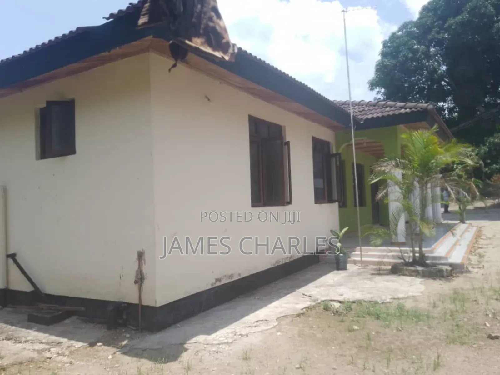 5bdrm House in Near Fk, Mbezi Beach for sale