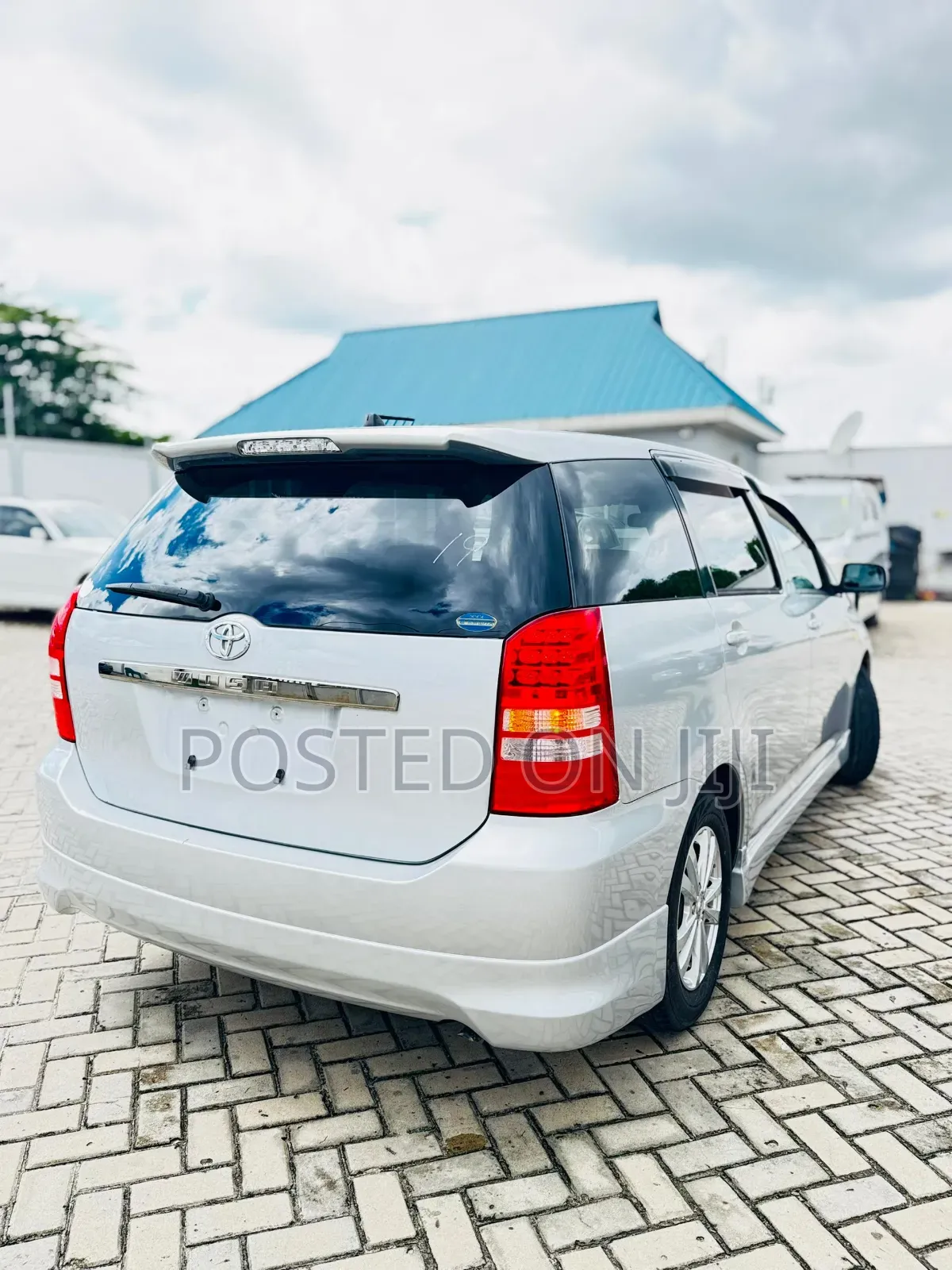 Toyota Wish 2003 Silver