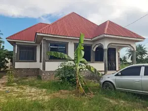 3bdrm House in Mbande Mipeko, Kinondoni for sale