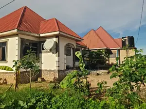 3bdrm House in Mbande Mipeko, Kinondoni for sale