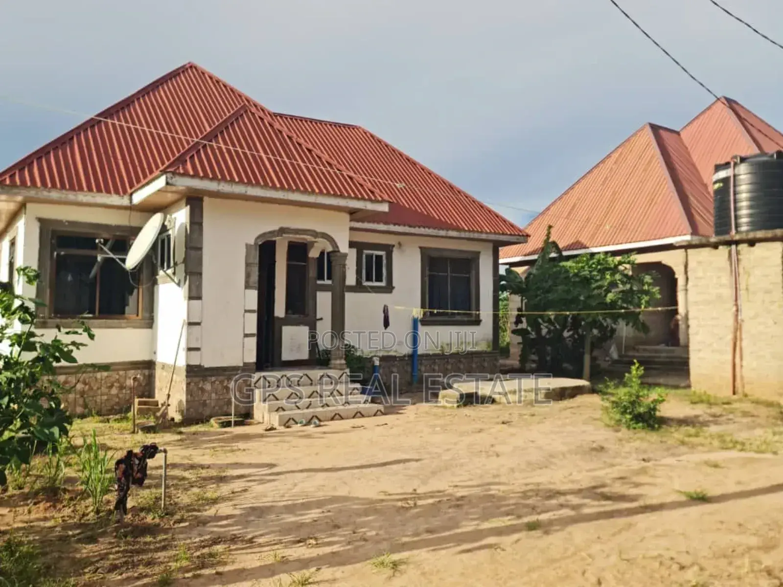3bdrm House in Mbande Mipeko, Kinondoni for sale