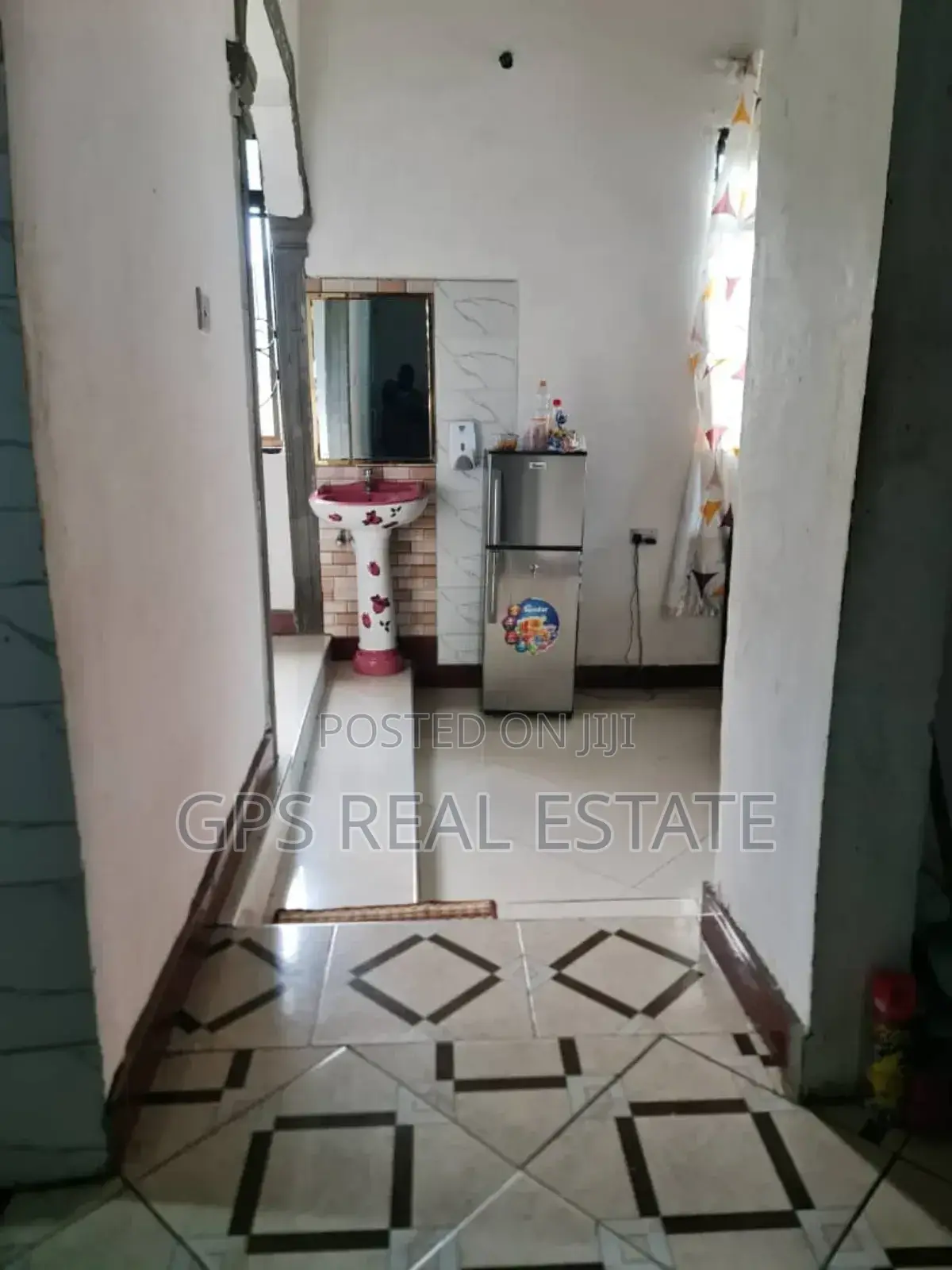 3bdrm House in Mbande Mipeko, Kinondoni for sale