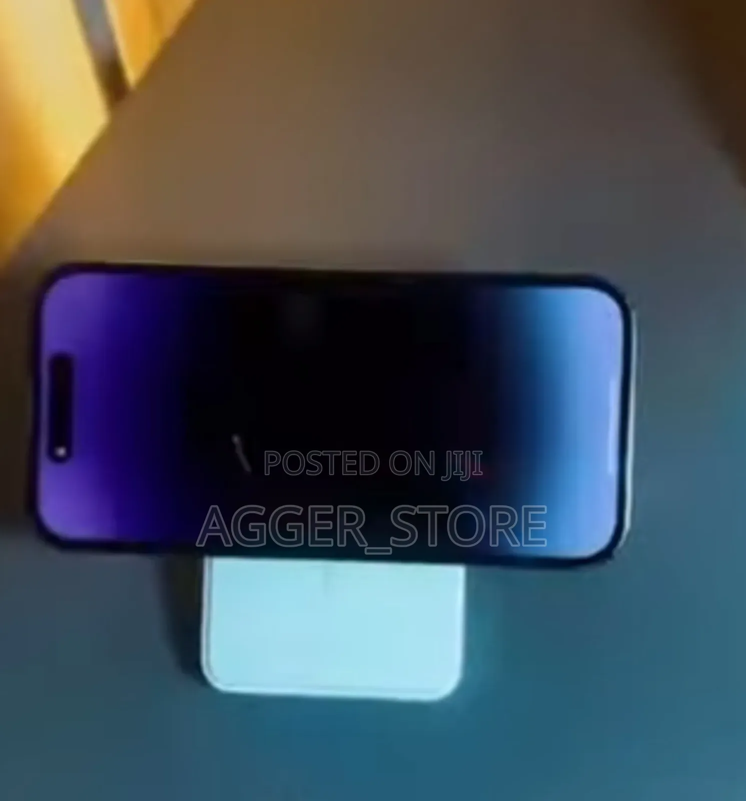 Ivon Magsafe 10000mah Original Wireless Charging Powerbank