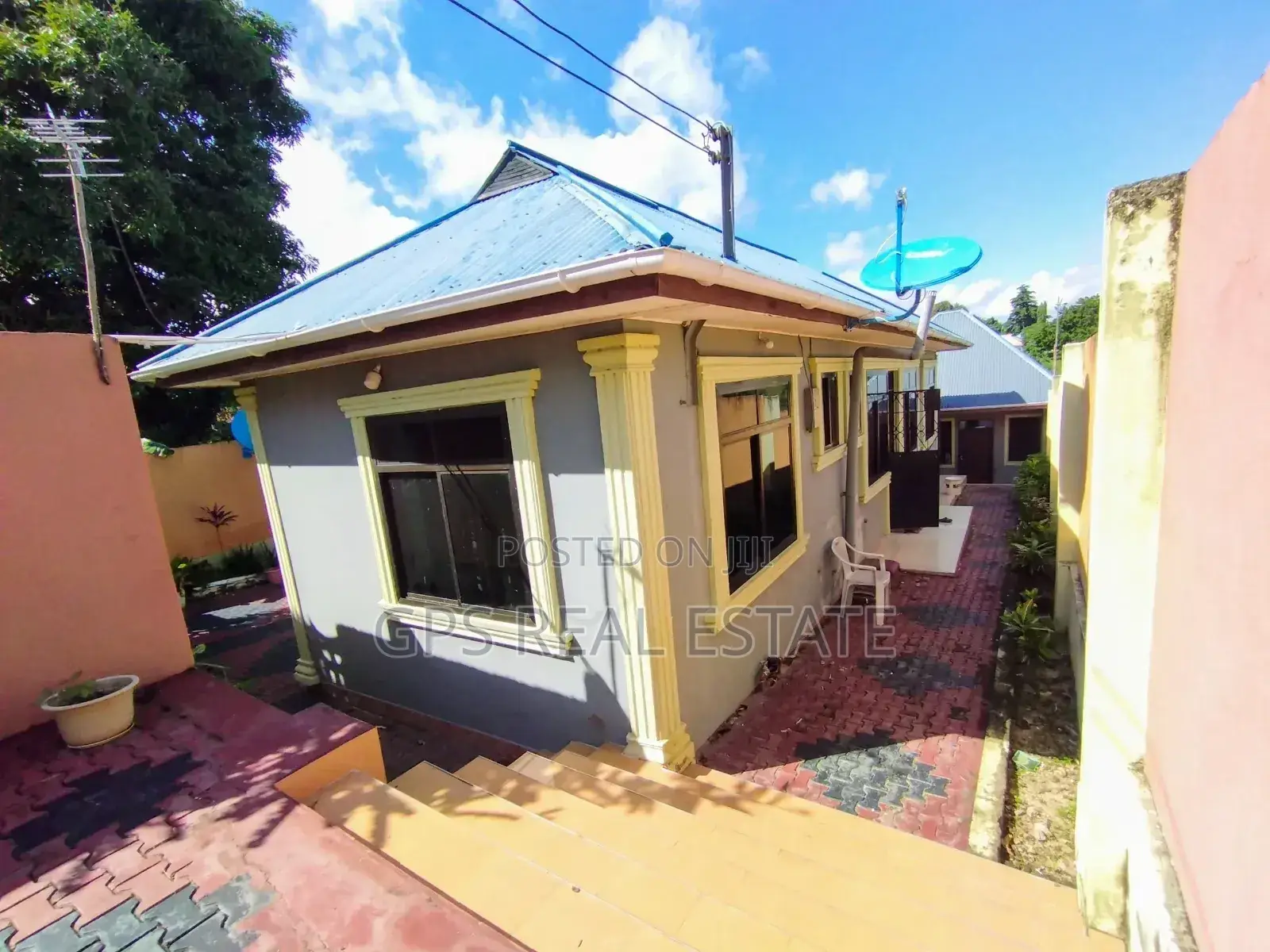 Furnished 6bdrm Apartment in Kitunda Bomba Mbili, Kinondoni for sale