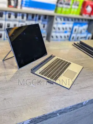 New Laptop HP Elite X2 G8 8GB Intel Core I5 SSD 256GB