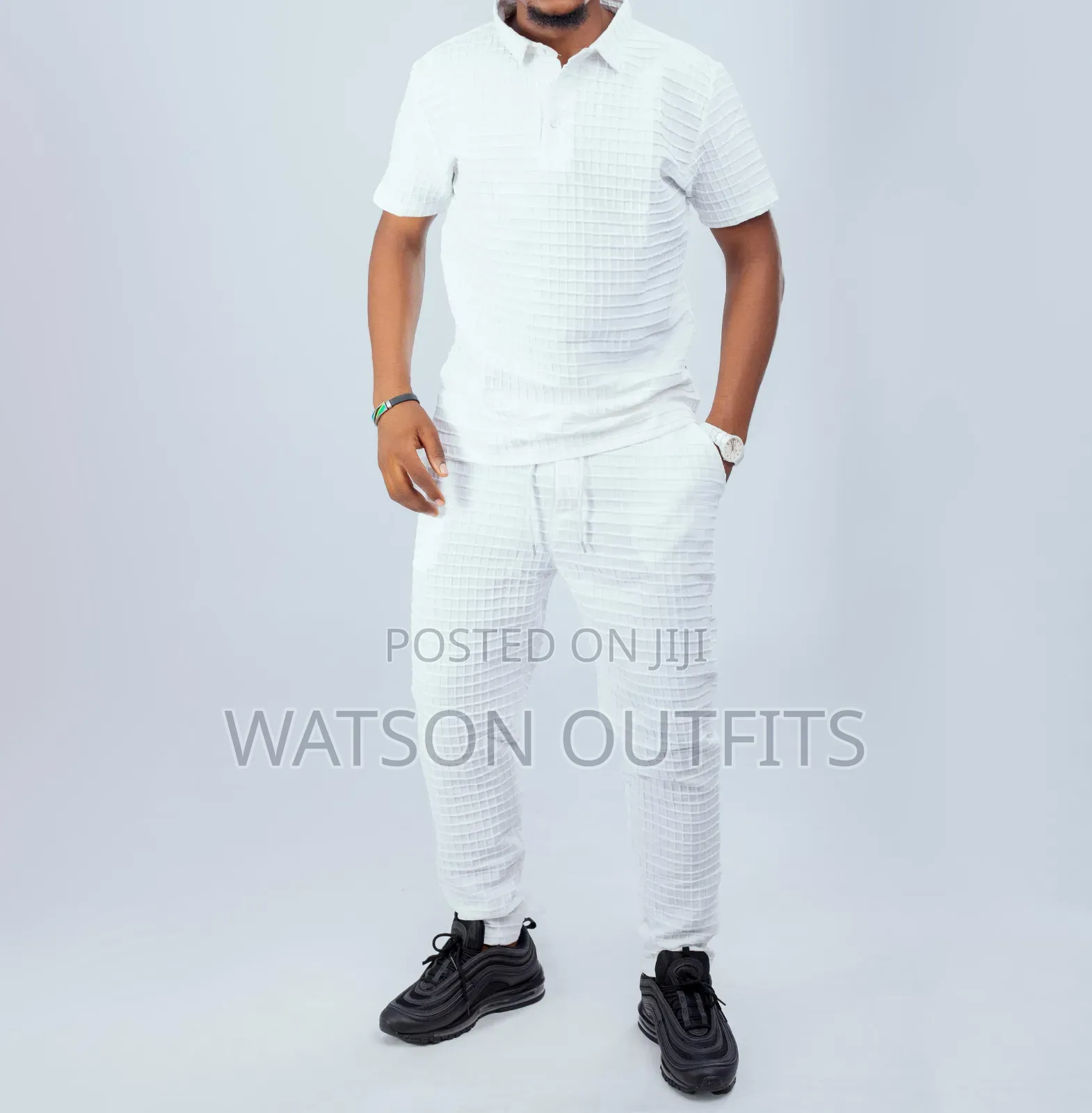 Top Quality Men Wears of Tshirts and Pants