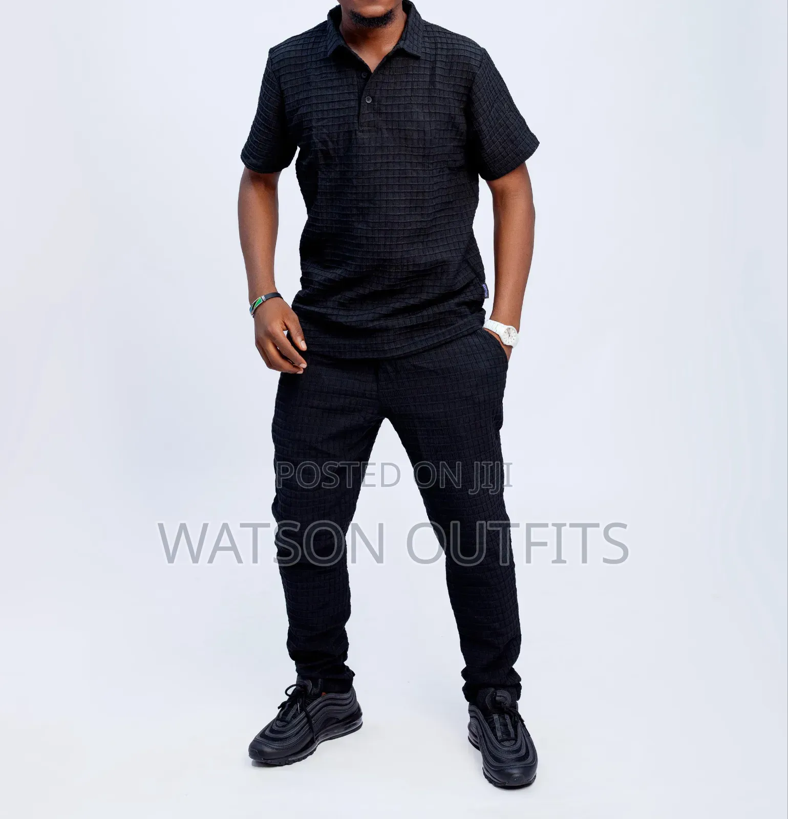 Top Quality Men Wears of Tshirts and Pants
