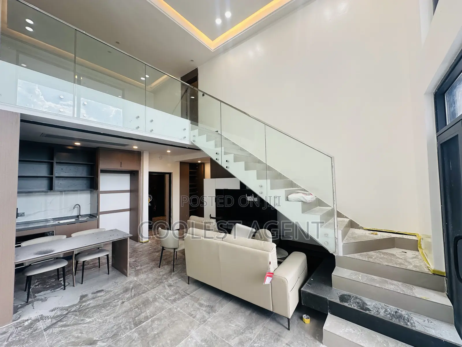 Furnished 2bdrm Duplex in Coolest, Oyster Bay for rent
