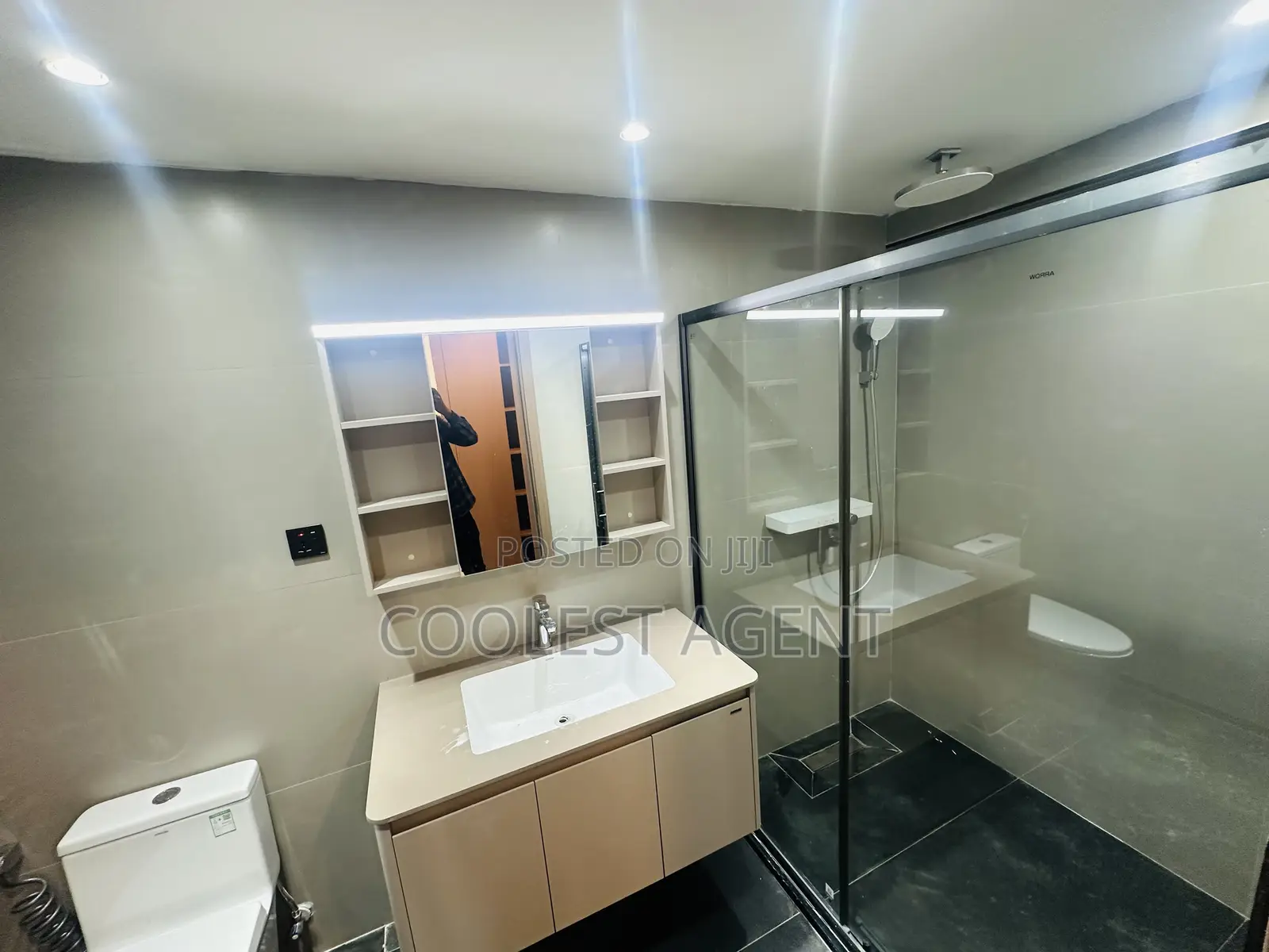 Furnished 2bdrm Duplex in Coolest, Oyster Bay for rent
