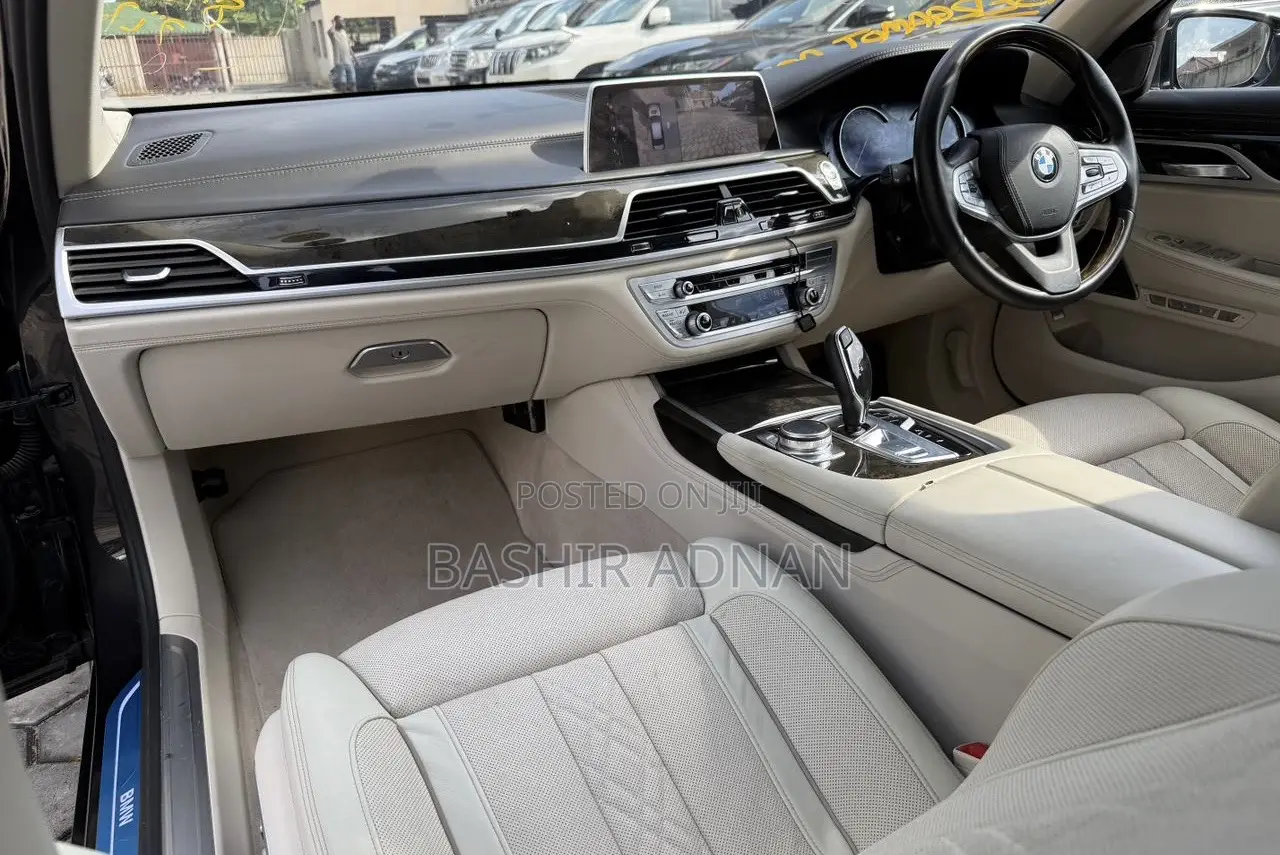 BMW 740 2016 Gray