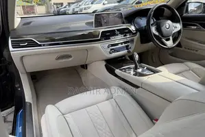 BMW 740 2016 Gray