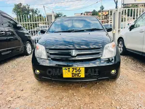 Toyota IST 2004 Black