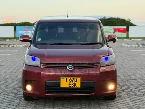 Toyota Corolla Rumion 2009 Red