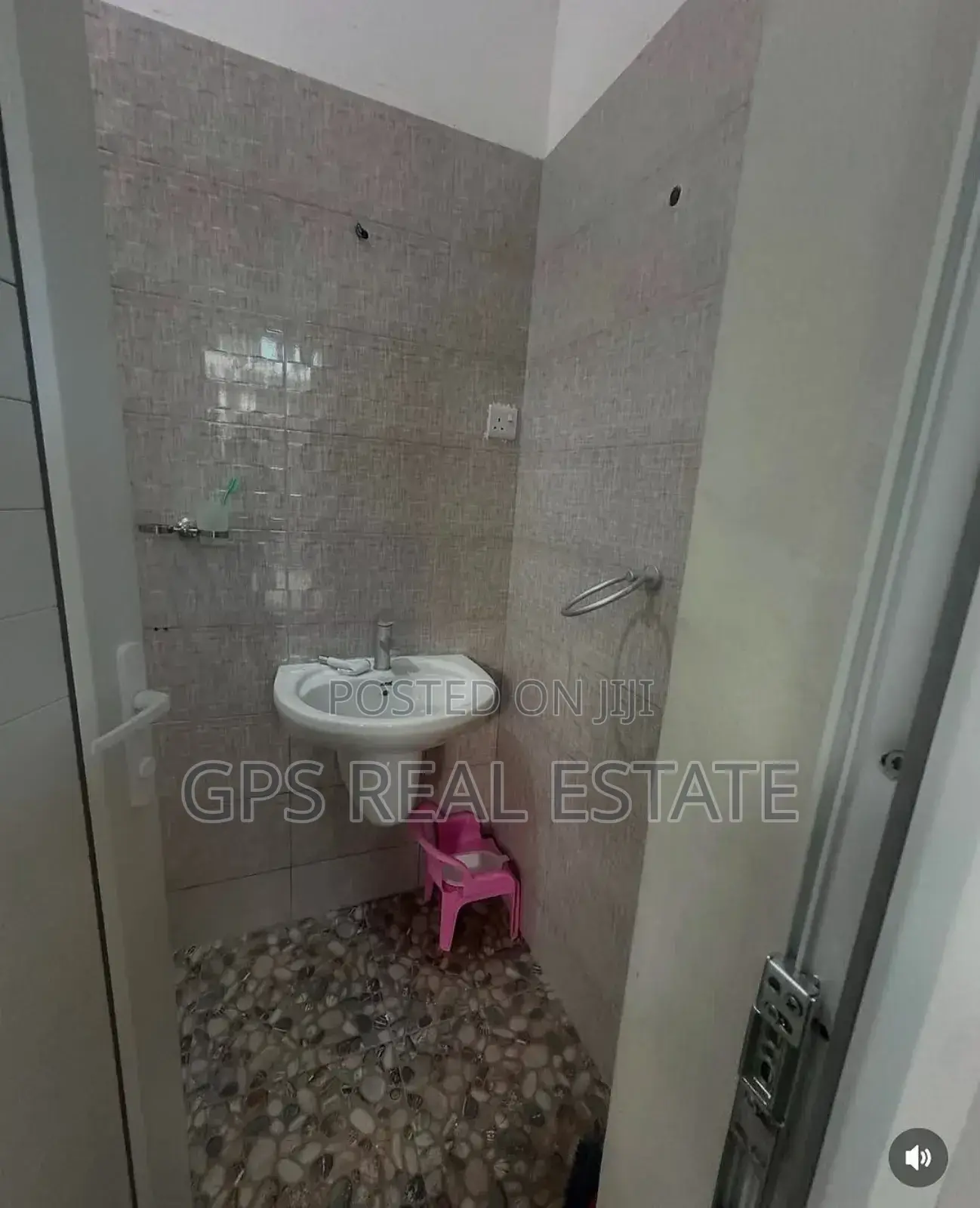 4bdrm House in Bunju A Shule, Kinondoni for sale